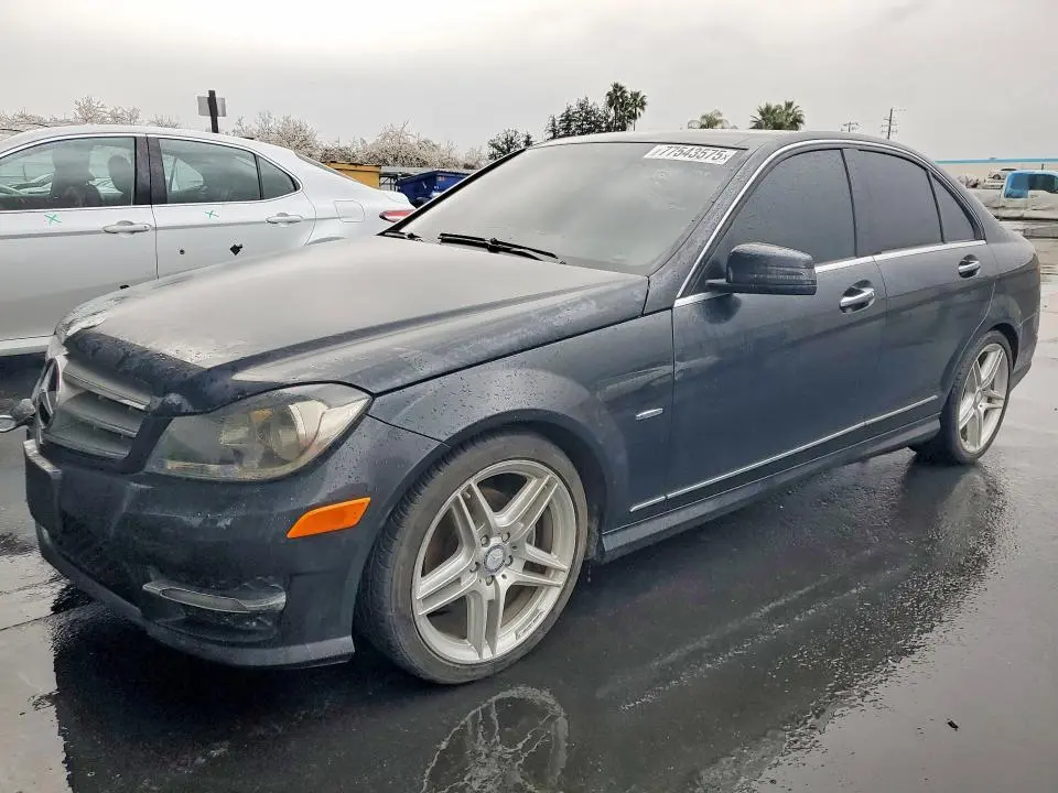 WDDGF4HB7CR207484