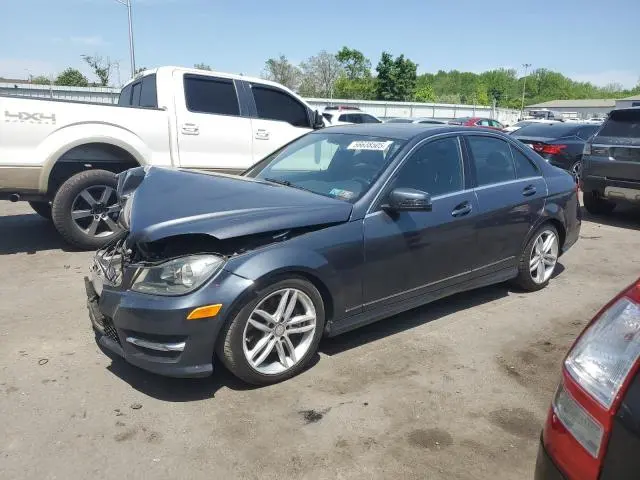 WDDGF8AB2DR272004