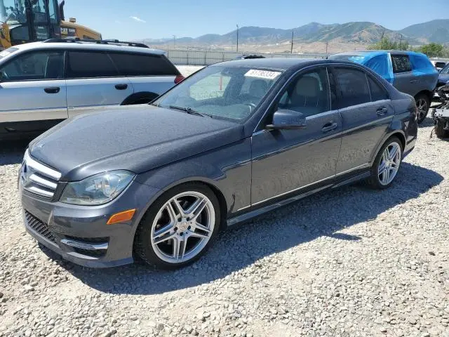 WDDGF8AB6DR247882