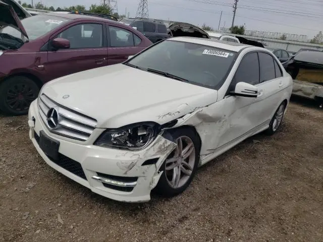 WDDGF8BB8CR207235