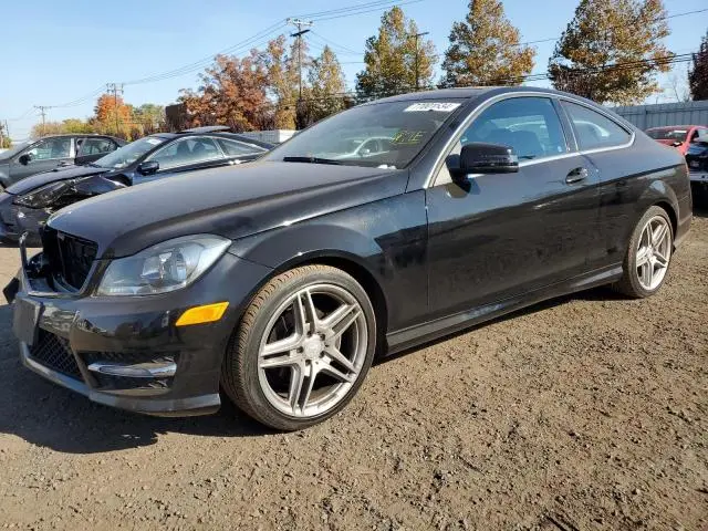 WDDGJ4HB9DG056952