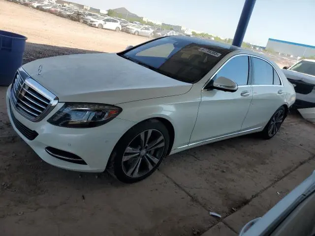 WDDUG8CBXGA243656