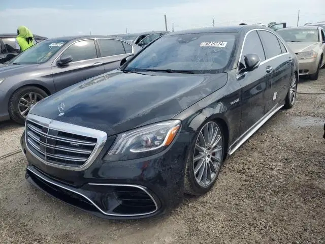 WDDUG8JB7JA385411