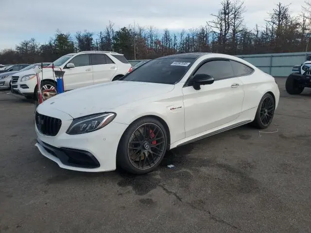 WDDWJ8HB3JF635813
