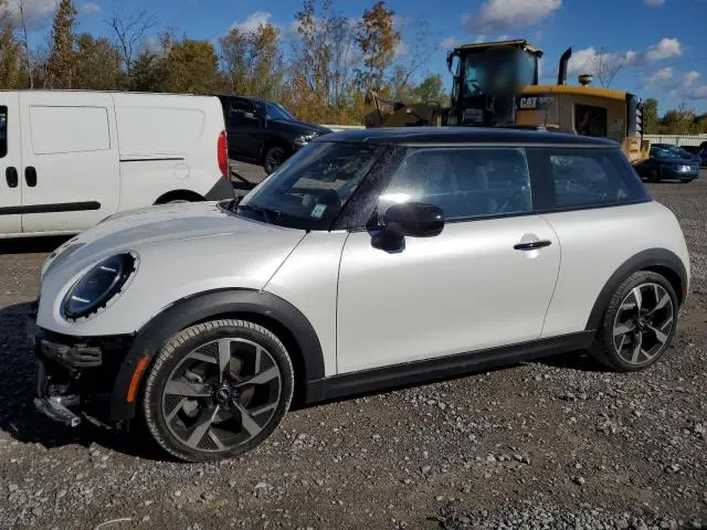 WMW23GD06S2W15174