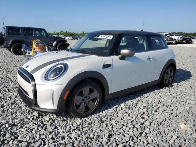 WMW33DH02R2U93002