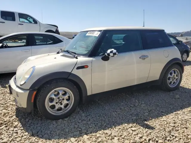 WMWRC33505TJ69512