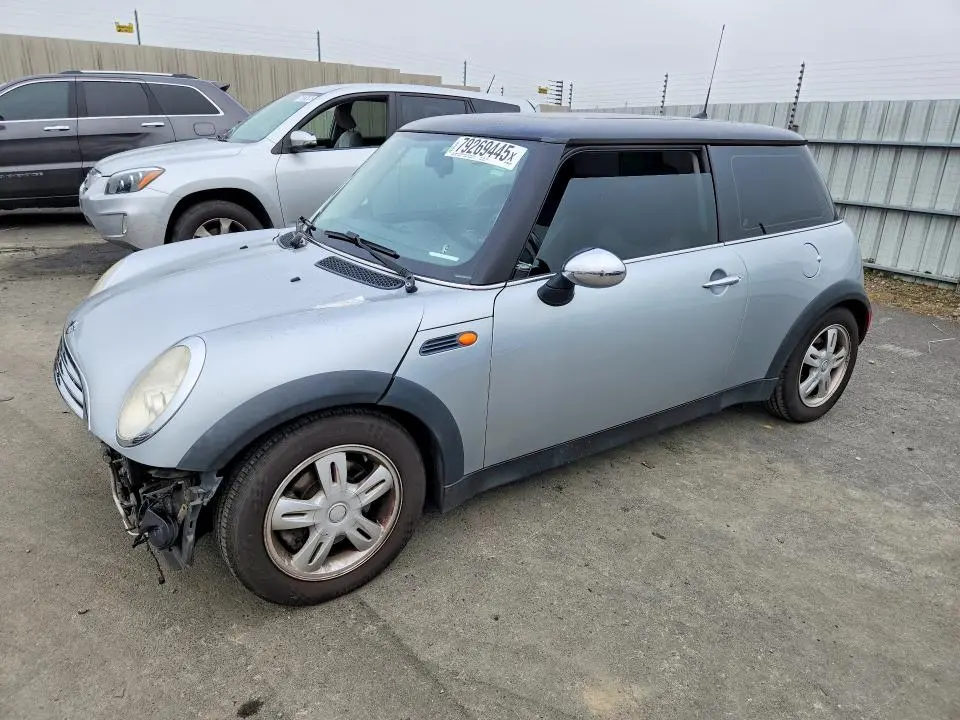 WMWRC33556TJ73539