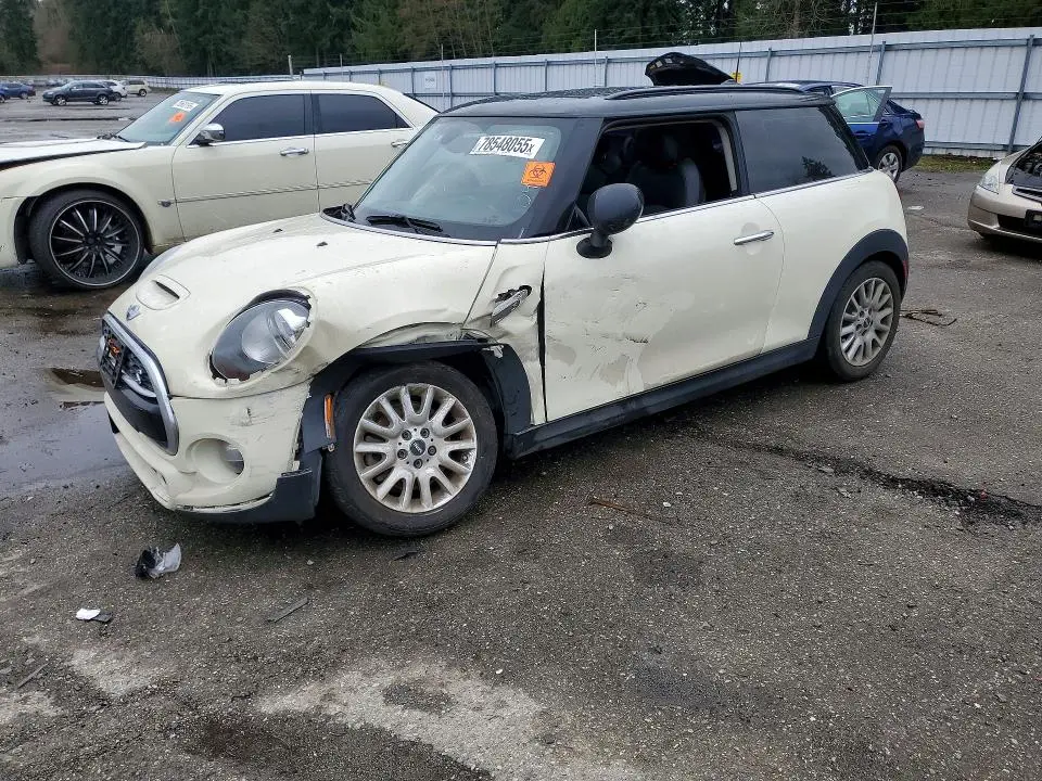 WMWXP7C58F2C60413