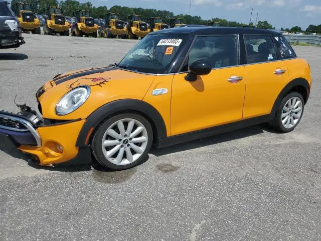 WMWXU3C57G2D30552