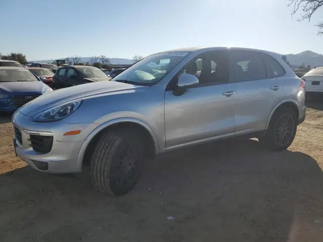 WP1AA2A21JKA05743