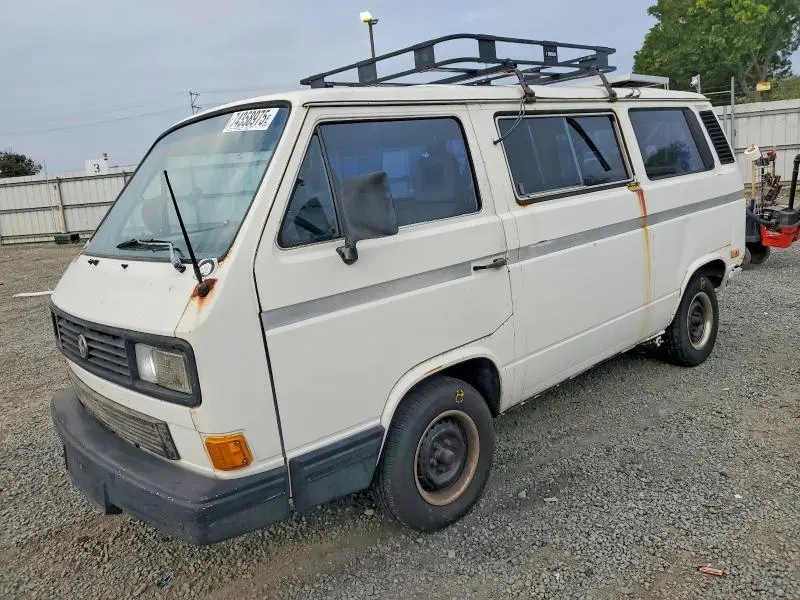WV2YB0251JH008974