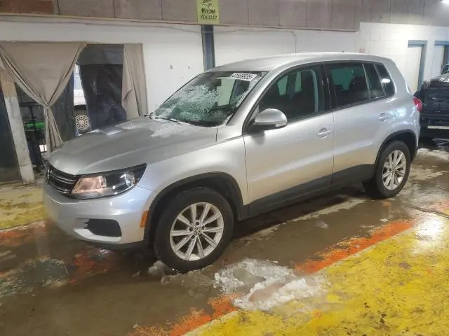 WVGAV3AX8EW599099