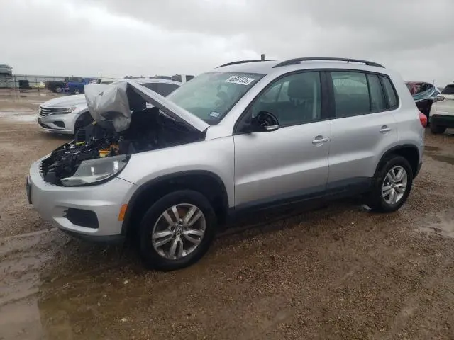 WVGAV7AX0GW521572