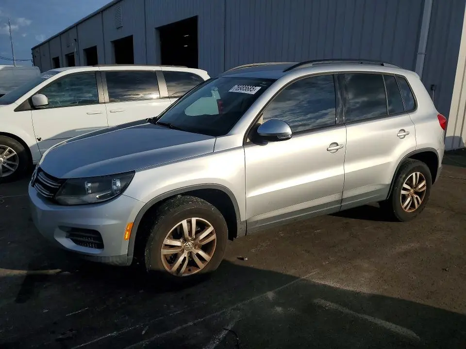 WVGAV7AX1GW591842