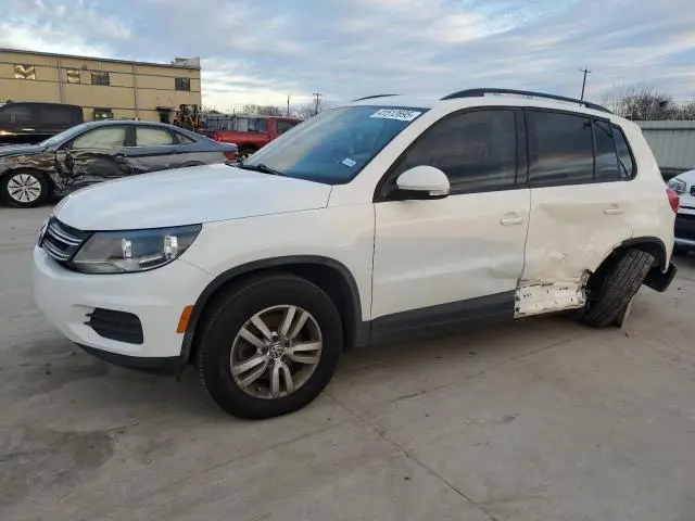 WVGAV7AX1HK027150