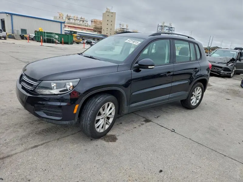 WVGAV7AX2JK000562