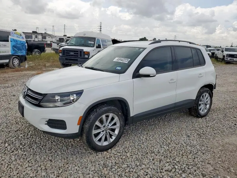 WVGAV7AX2JK005244