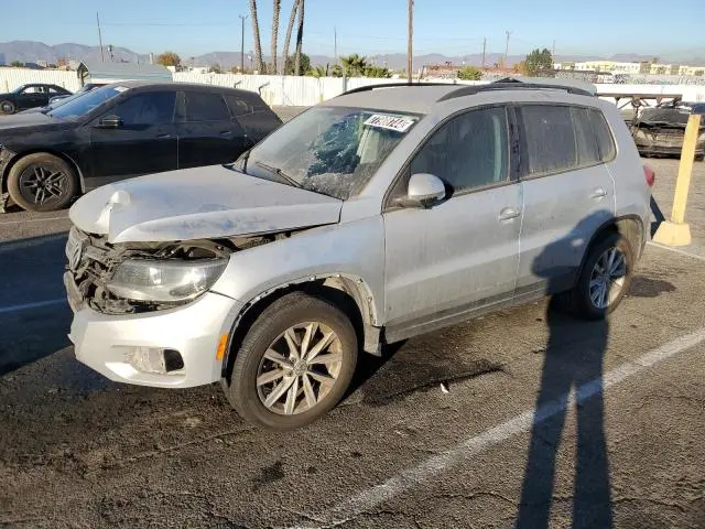 WVGAV7AX3JK000800