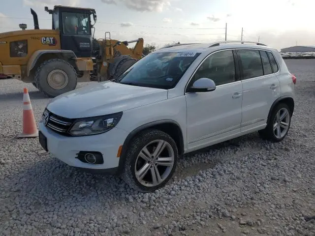 WVGAV7AX4FW550037