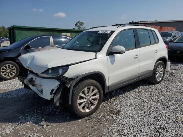 WVGAV7AX6HK049404