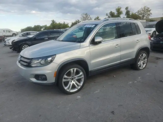 WVGAV7AX7CW543871
