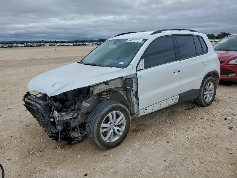 WVGAV7AX8HW513026