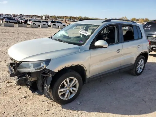 WVGBV7AX5FW555008