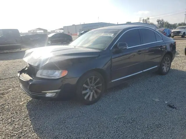 YV126MAC2F1184684