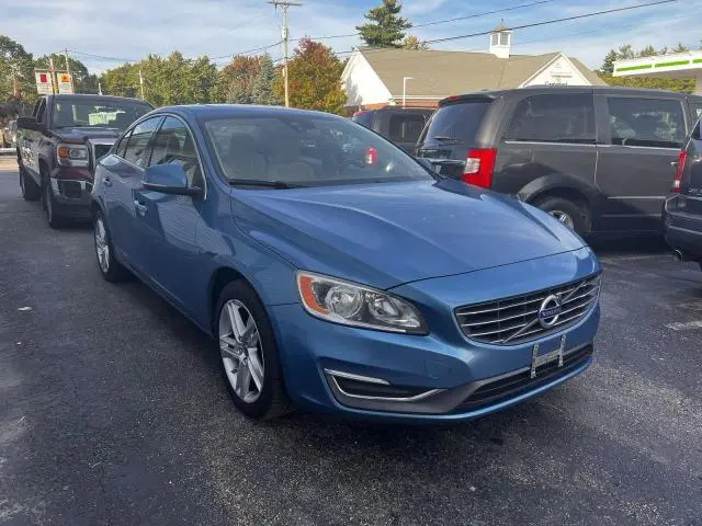 YV126MFB2F1300577