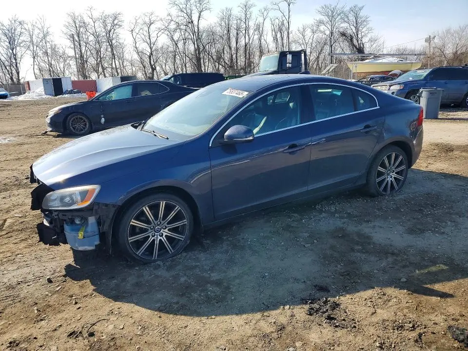 YV126MFB2F1304015