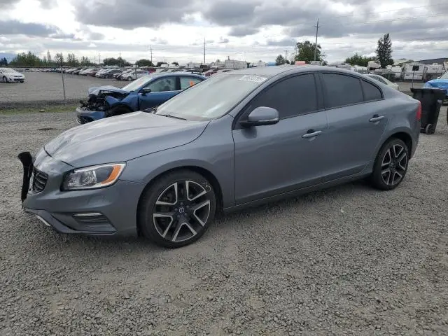 YV140MTL5J2462195