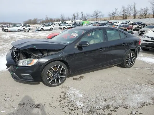 YV140MTL9J2461910