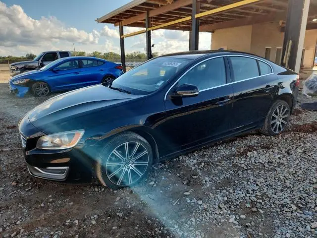 YV149MFK8F1342252