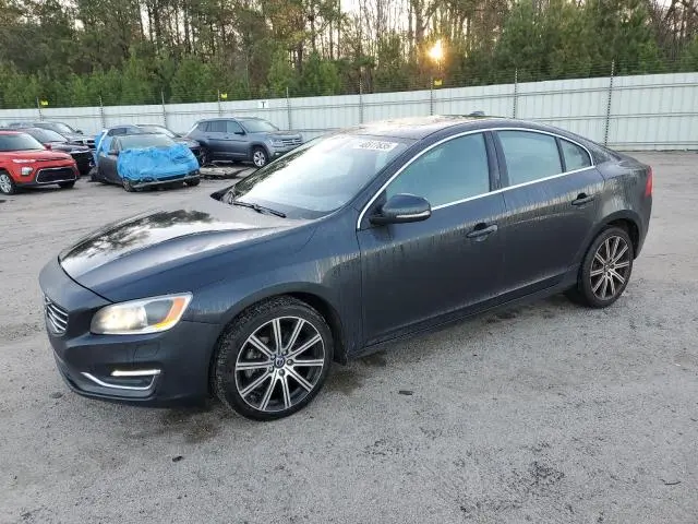 YV149MFM2F2353128