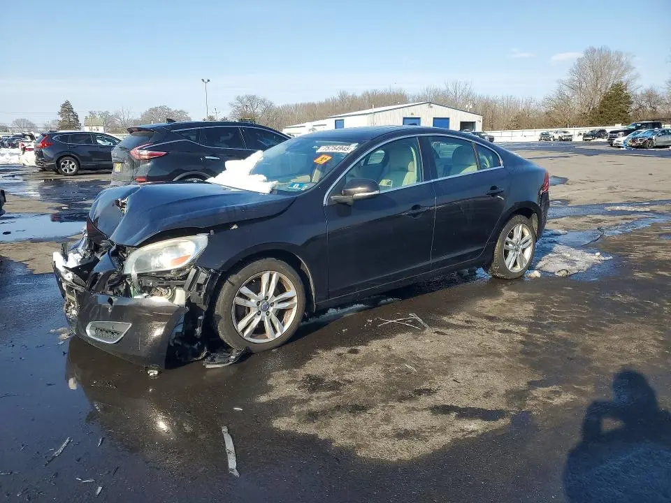 YV1612FH0D2211235