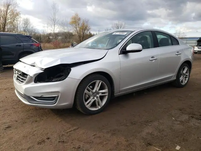 YV1612FH2E2271275