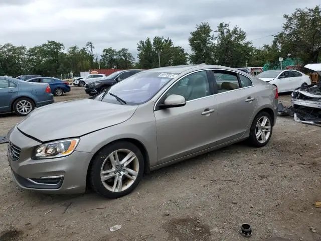 YV1612FH4E2283668