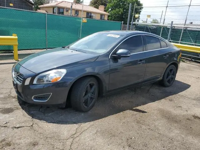 YV1612FH9D2200699