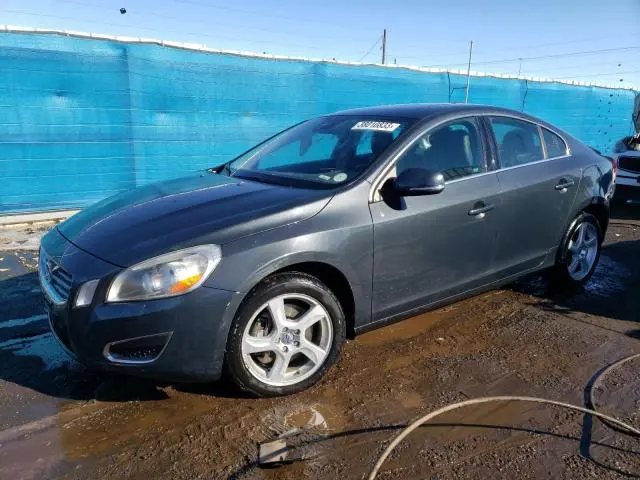 YV1612FHXD2200999