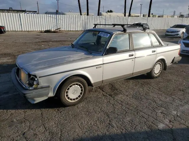 YV1AA8844L1393744