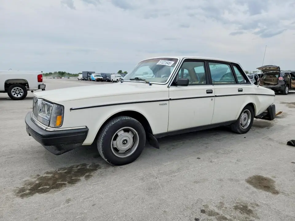 YV1AX8843E1059383