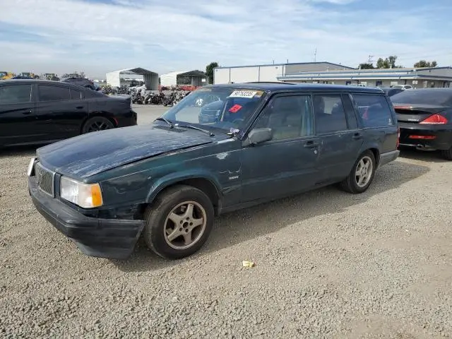 YV1FW8819N2343397