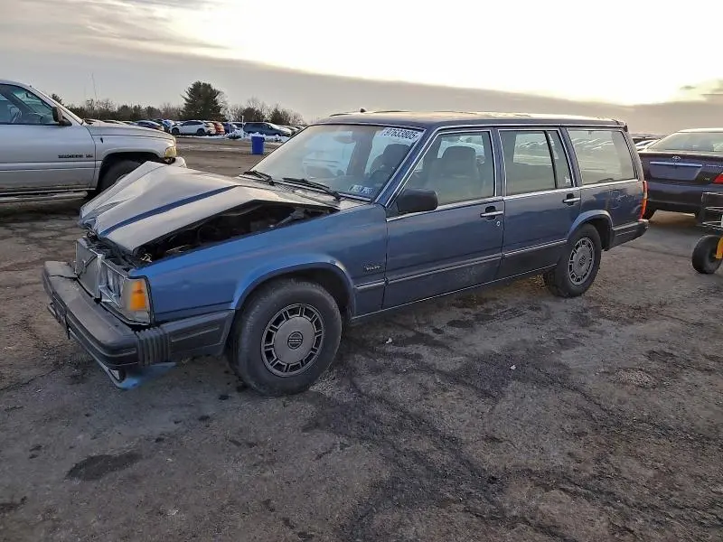 YV1FX885XJ2148001