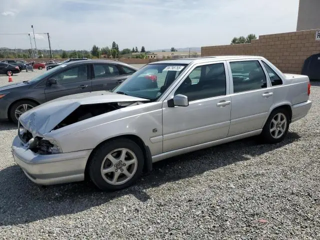 YV1LS55AXX1601677