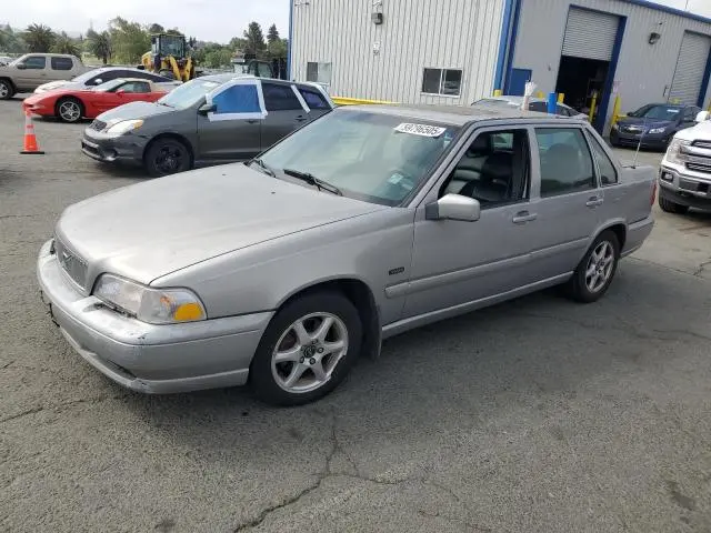 YV1LS5675W2504785