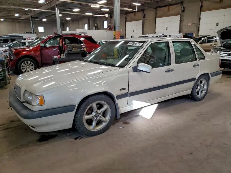 YV1LS5729T2305303