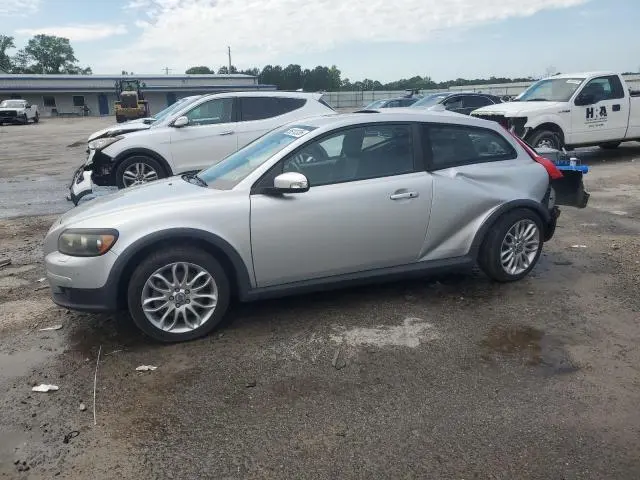 YV1MK672392132610