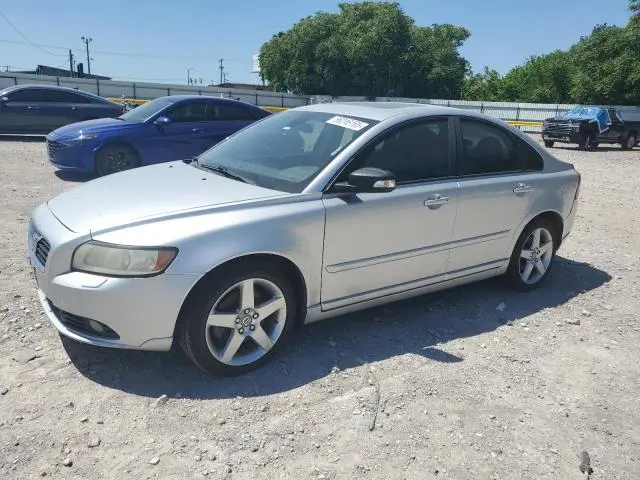 YV1MS382182403272