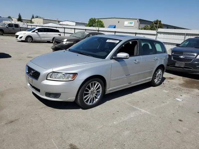 YV1MW390392459622